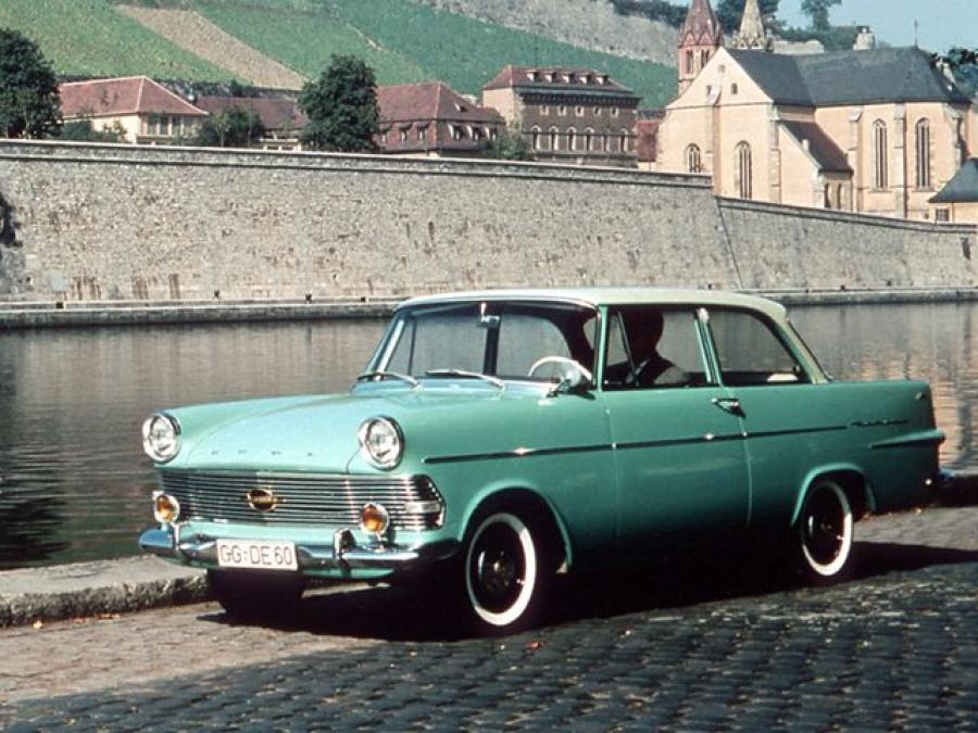  Opel Rekord 2-Turige Limousine (P2) 1960 года  (фото 2 из 4)